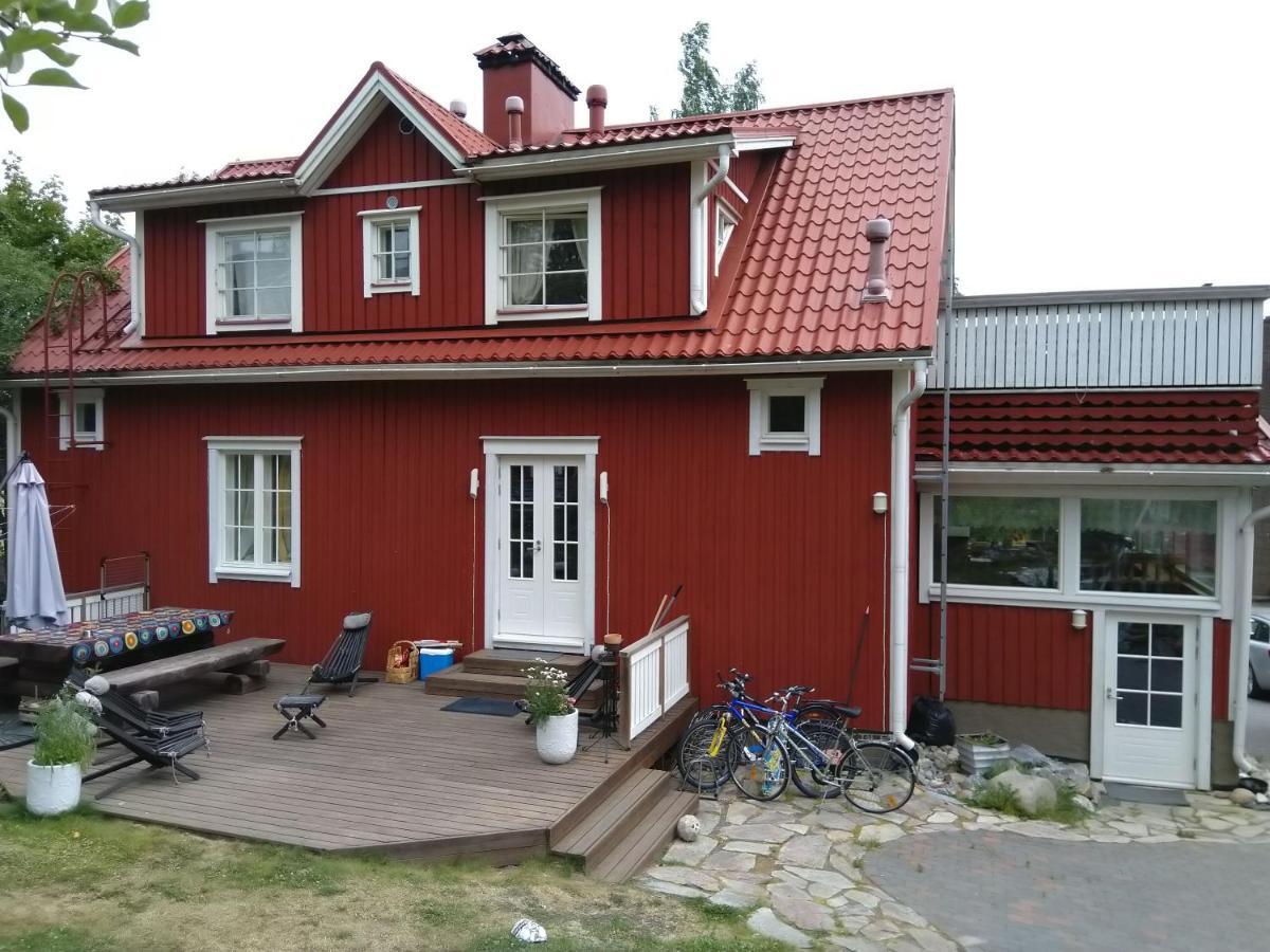 120 Yrs. Old Log House In Kuopio City Centre Exteriér fotografie